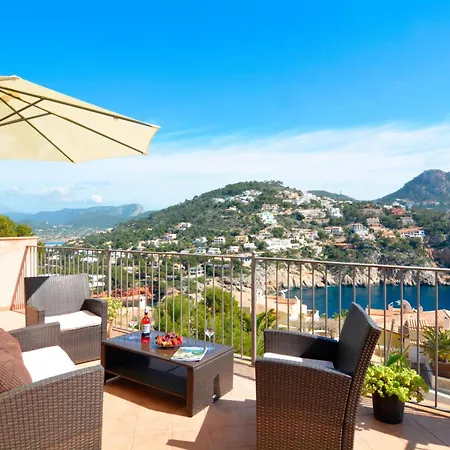 With Incredible Sea Views And Pool Up To 7 *